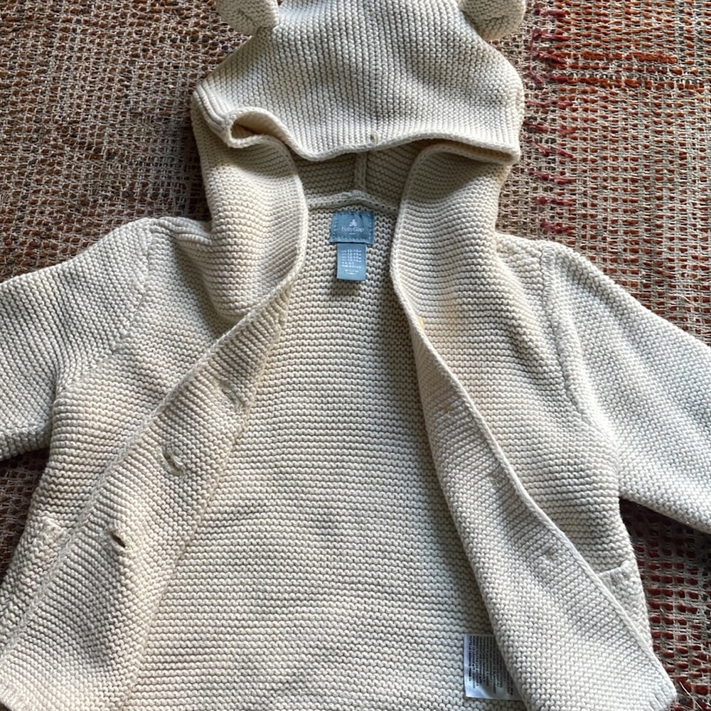Gap sweater - Picture 2 of 5